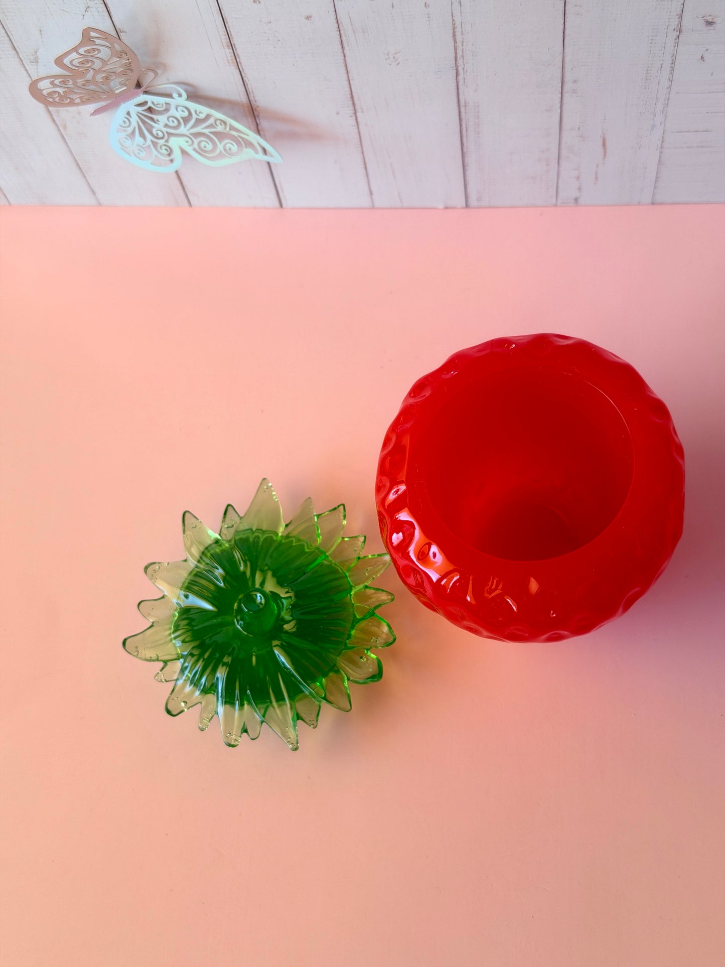Boîte Fraises en Résine Époxy – Décoration & Cadeau Unique