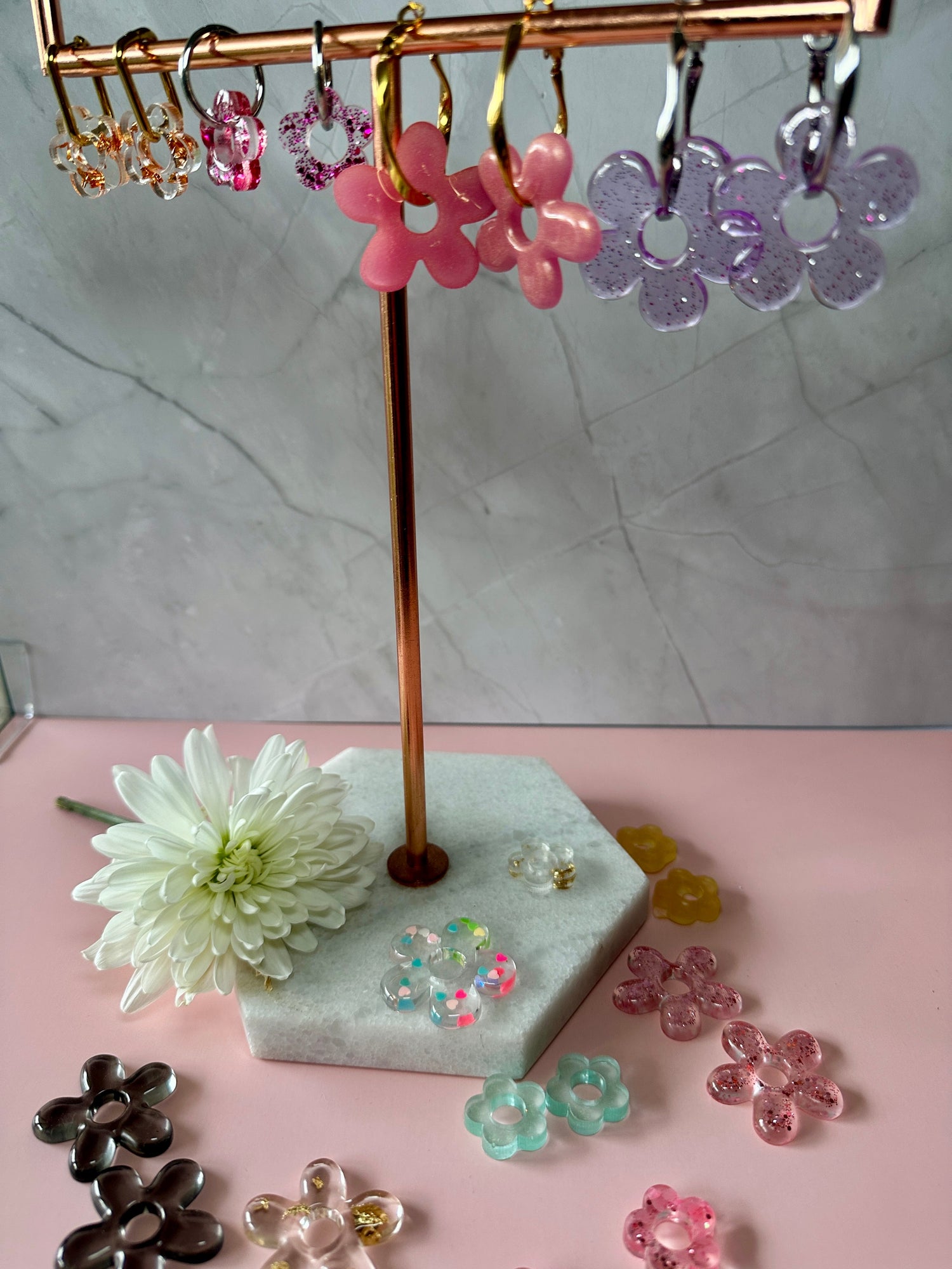 Bijoux en acier inoxydable et résine époxy faits main