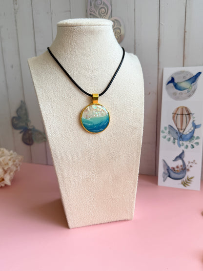 Collier Effet Océan – Création Artisanale en Résine Époxy 🌊