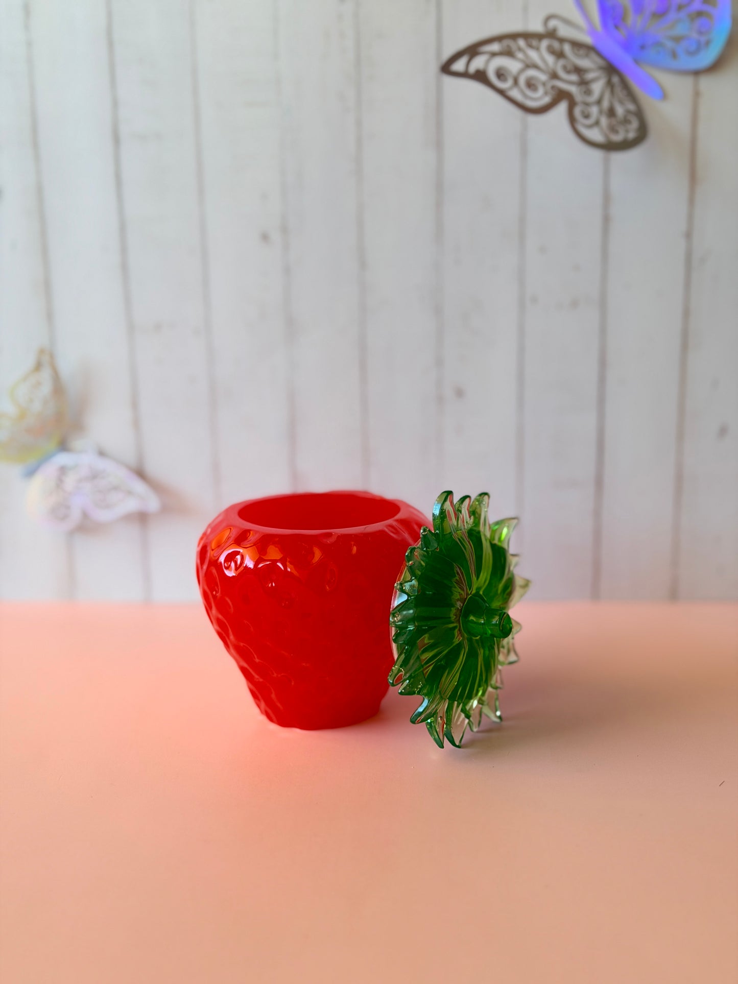 Boîte Fraises en Résine Époxy – Décoration & Cadeau Unique