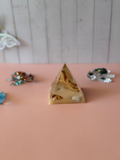 Pyramide Tortue en Résine Époxy | Décoration Artisanale avec ou sans  LED
