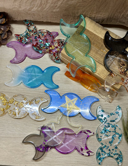 Plateau lune en résine – vide poche décoratif et design