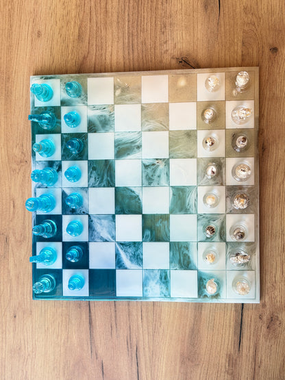 ♟️ Échiquier artisanal en résine époxy – Pièce unique