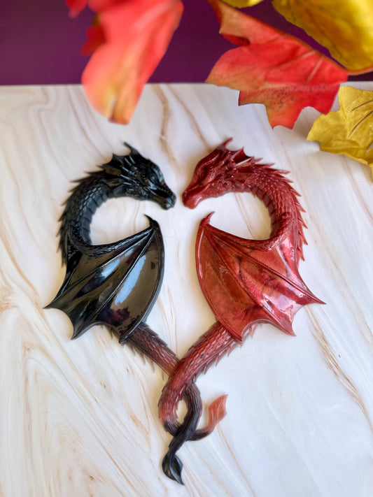 Dragons entrelacés - Déco murale en forme de coeur 🐉❤️