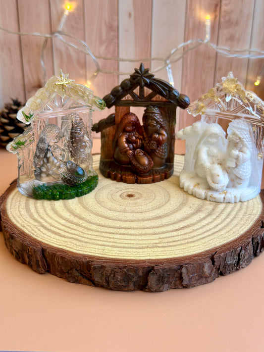 Petite Crèche en Résine