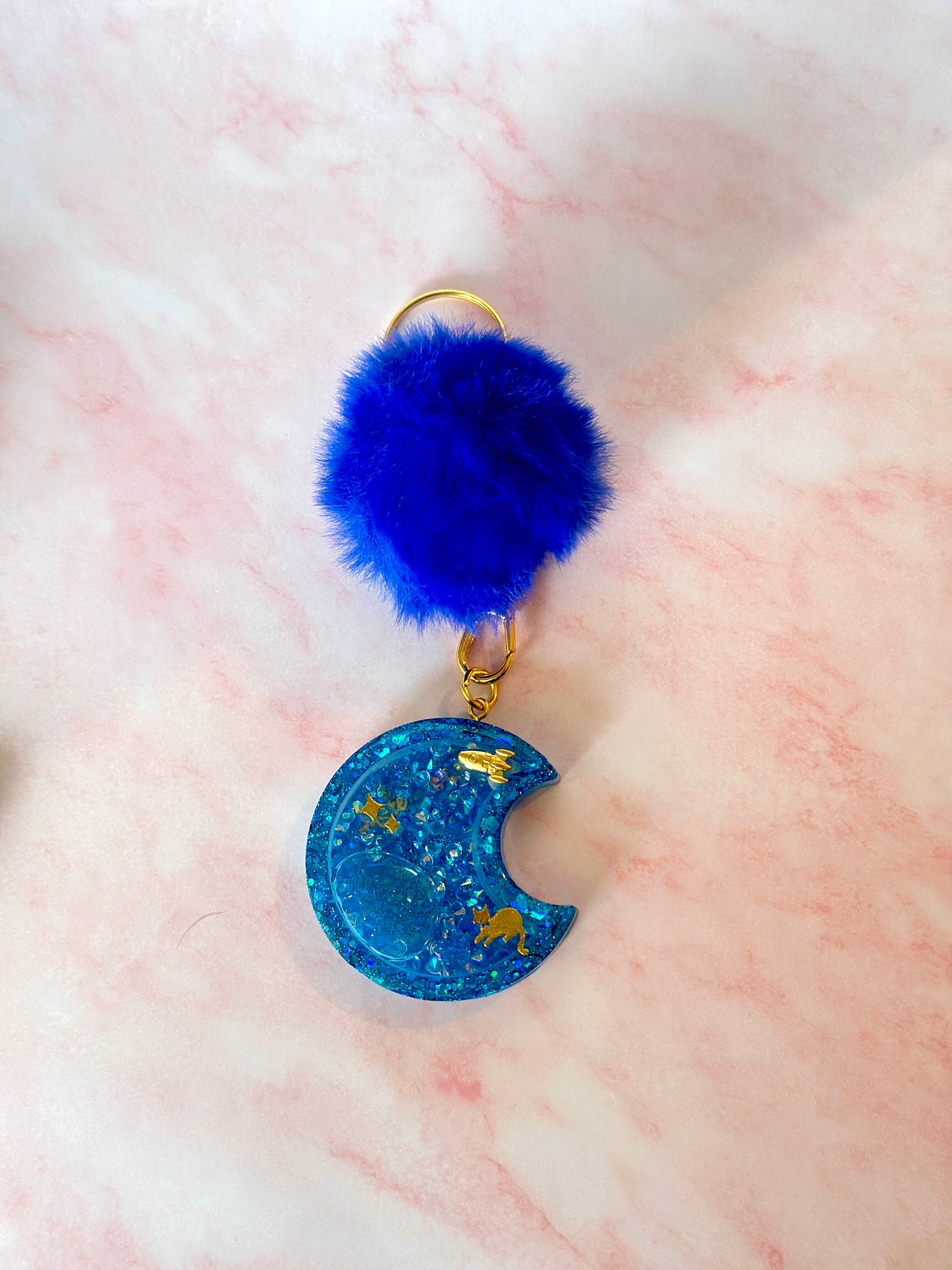 Porte-clé shaker en résine – Accessoire unique fait main avec paillettes et inclusions